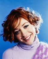 Alyson Hannigan KvVOyO5G_t