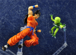 [Comentários] Dragon Ball Z SHFiguarts - Página 27 4QrXvTWS_t