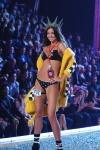 Miranda Kerr VhtXavde_t