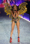 Alessandra Ambrosio - Page 9 WjJ5HbMR_t