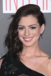 Anne Hathaway QjKT2MgO_t