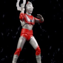 Ultraman (S.H. Figuarts / Bandai) - Page 5 Zqhvxjlr_t