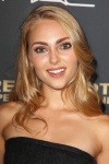 AnnaSophia Robb VrbR9hTg_t