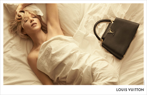 Léa Seydoux Louis Vuitton Capucines Campaign 2021 - theFashionSpot