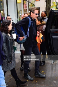 2023/11/01 - David Duchovny is seen in New York City MKU2e9Jc_t
