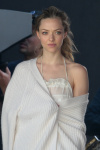 Amanda Seyfried - Page 4 CJBe6OXa_t