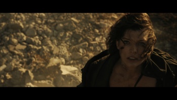 Resident Evil The Final Chapter 2016 2160p USA UHD Blu-ray DV HDR HEVC TrueHD 7.1 Atmos-sprs screenshots