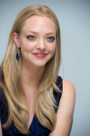 Amanda Seyfried - Page 4 Zjg2tGrW_t