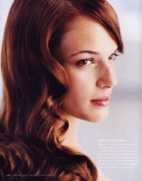 Amanda Righetti J08FANhh_t