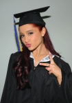 Ariana Grande T9JYJpIM_t