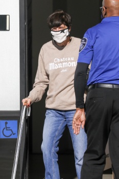 Selma Blair - Has an emotional breakdown after stopping to buy cannabis at Sweet Flower Cannabis Dispensary in Los Angeles, December 9, 2020