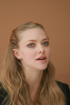 Amanda Seyfried - Page 4 SHKlsKvZ_t