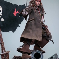 Jack Sparrow 1/6 - Pirates of the Caribbean : Dead Men Tell No Tales (Hot Toys) FaDzdMg1_t