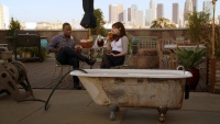 Zooey Deschanel - New Girl S02E10: Bathtub 2012, 20x