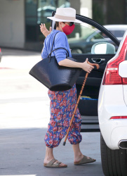 Selma Blair - Stops by a gas station in Studio City, March 26, 2021