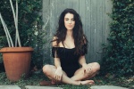 Jessica Lowndes IenYyO9J_t