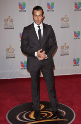 Aaron Diaz - Premio Lo Nuestro a La Musica Latina at American Airlines Arena in Miami, Florida (February 16, 2012)