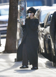 Ashley Olsen - Steps out in New York, January 6, 2022
