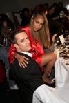 Tyra Banks RG4ckjnr_t