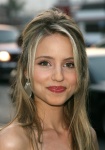 Dianna Agron Hf67BCub_t