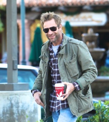 Aaron Eckhart - Out for Coffee in Malibu - December 22, 2012