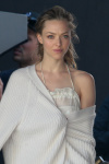 Amanda Seyfried - Page 4 XwinJb5U_t