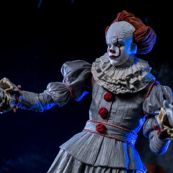 Ca : Pennywise - Year 1990 & 2017 (Neca) AuOmxAYN_t