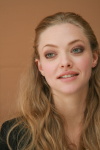 Amanda Seyfried - Page 4 NALGgCbL_t