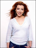 Alyson Hannigan Ujx1X0fS_t