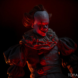 Ca : Pennywise - Year 1990 & 2017 (Neca) QvqytZ4I_t