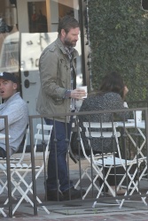 Aaron Eckhart - Having lunch in West Hollywood - February 5, 2014