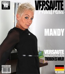 Mature - Mandy Mystery (EU) (42) - Deutsche Hausfrau spielt mit sich selbst  Mature.nl