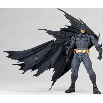 Batman - Amazing Yamaguchi - Figure Complex (Revoltech) - Page 2 DQb0nroe_t