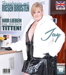 Mature - Jay (EU) (54) - Gro&#223;e Sch&#246;ne Hausfrau Jay zeigt ihre gro&#223;en Titten  Mature.nl