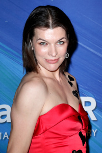 Milla Jovovich - amfAR Gala Honoring Jeremy Scott And TikTok at the Pacific Design Center in West Hollywood, 04 November 2021