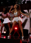 Ariana Grande - Page 3 FAkjr9Fz_t