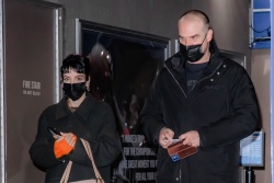 Lily Allen & David Harbour - Arrives at the Knicks vs Suns game at Madison Square Garden in New York, November 26, 2021