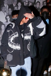 Willow Smith - Attempts to be incognito as she gets camera shy when stepping out for a dinner date with her new boo in West Hollywood, January 8, 2022