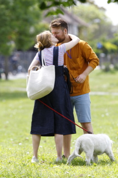 Sophie Rundle - Shares a kiss with her boyfriend Matt Stokoe in a London park, May 22, 2019