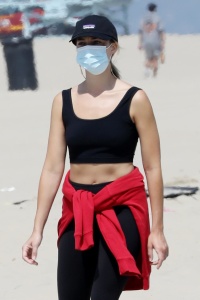 Margot Robbie out rollerblading in Malibu on the beach 4/18/2021