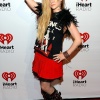 Avril Lavigne 6wt439JZ_t