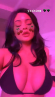 Kylie Jenner ChMJ5nIc_t