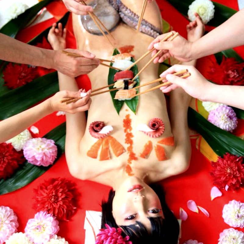 nyotaimori