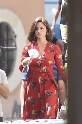 Penélope Cruz - Stuns in a red dress while shooting Emanuele Crialese's 'L'immensita' in Latina, Italy, August 11, 2021