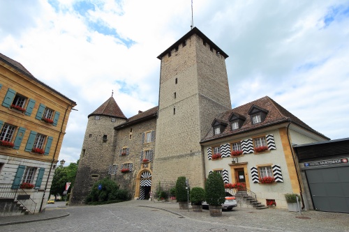 De ruta en ruta por Suiza, 2023 - Blogs de Suiza - 3 DE JULIO. LLEGADA A SUIZA. MURTEN Y LLEGADA A REICHENBACH (4)