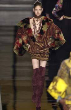 Model Debra Shaw walks in the Louis Feraud Spring 1999 Couture