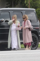Hilary Duff - Arrives home with her mom after a morning coffee in Los Angeles 04/24/2024