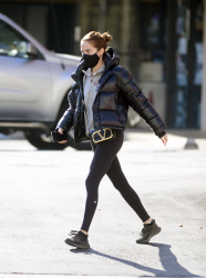 Zoey Deutch - Running errands on a chilly day in Los Angeles January 4, 2021