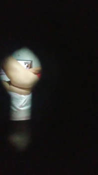 [Image: z9HrJJQv_t.jpg]