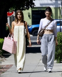 Olivia Jade and Isabella Rose Giannulli - Enjoy some retail therapy on Melrose Place, West Hollywood CA - April 11, 2024